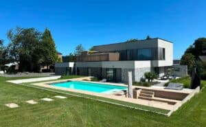 Découvrez un spa avec piscine privée en Belgique pour une expérience de détente exclusive. Profitez d’un espace privatif avec spa et piscine, idéal pour une soirée en couple, une surprise ou un moment de relaxation.